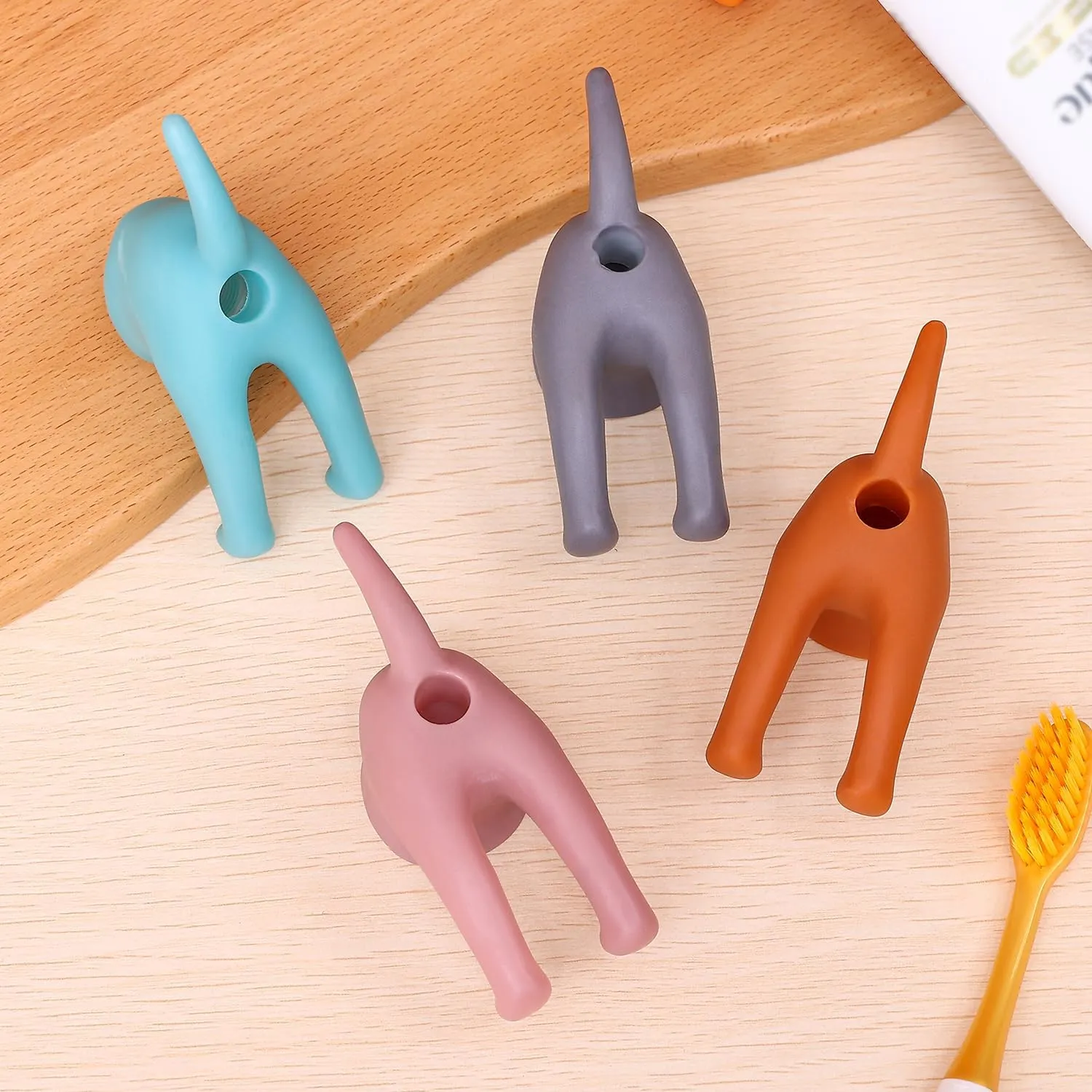 Pooping Dog Butt Toothpaste Topper, Dog Toothpaste Dispenser, Gag Gift Toothpaste Squeezer,Safe Nature Rubber with Stopper
